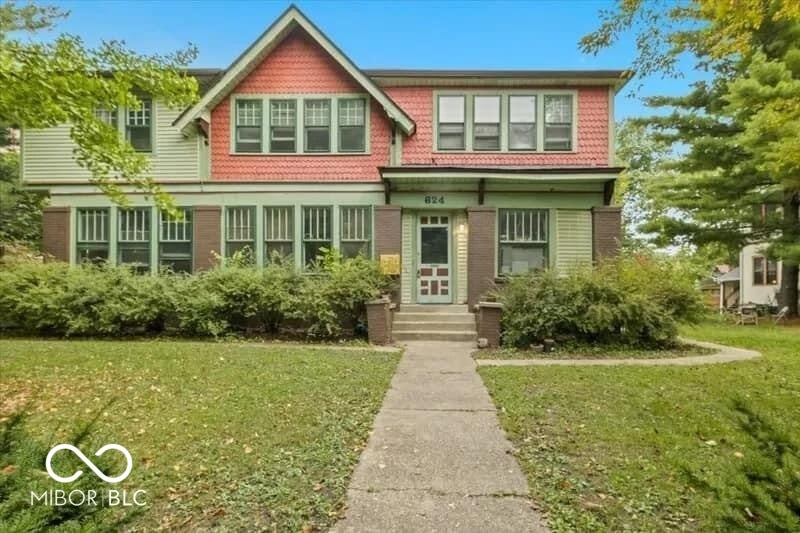 Property photo for 624 Woodruff Place Middle Drive, Indianapolis, IN