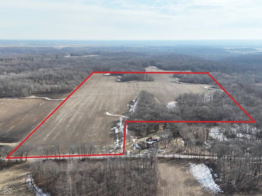 Property photo for 7138 N State Line Road, Cayuga, IN