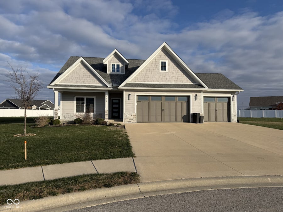 Property photo for 6804 Sunflower Court, Seymour, IN