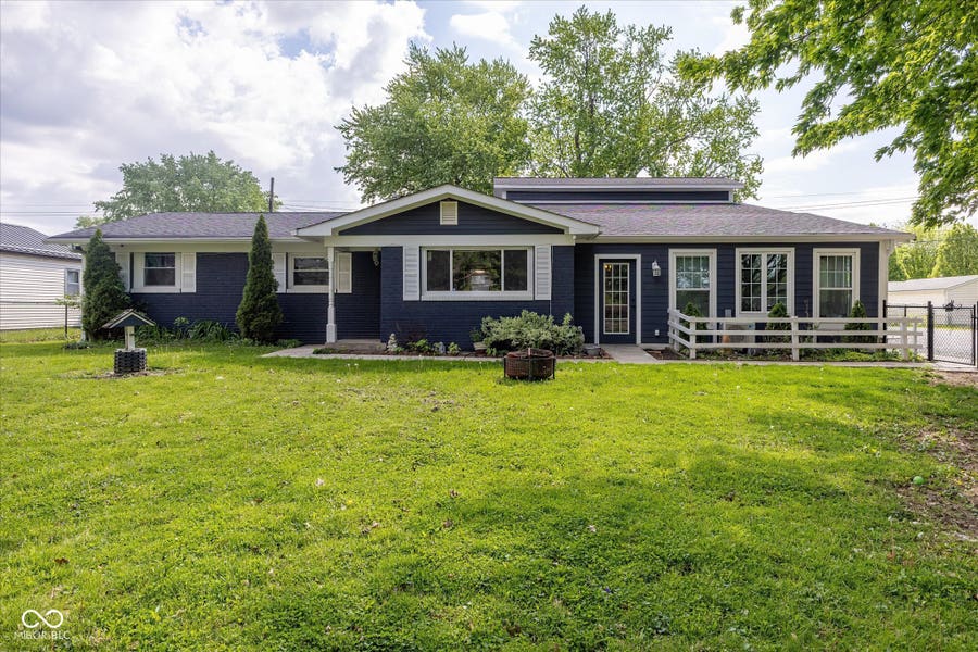 Property photo for 3041 S Kercheval Drive, Indianapolis, IN
