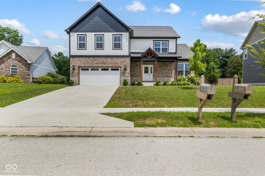 Property photo for 18808 Cromarty Circle, Noblesville, IN