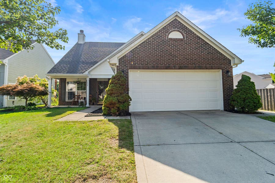 Property photo for 7464 Jenison Drive, Indianapolis, IN