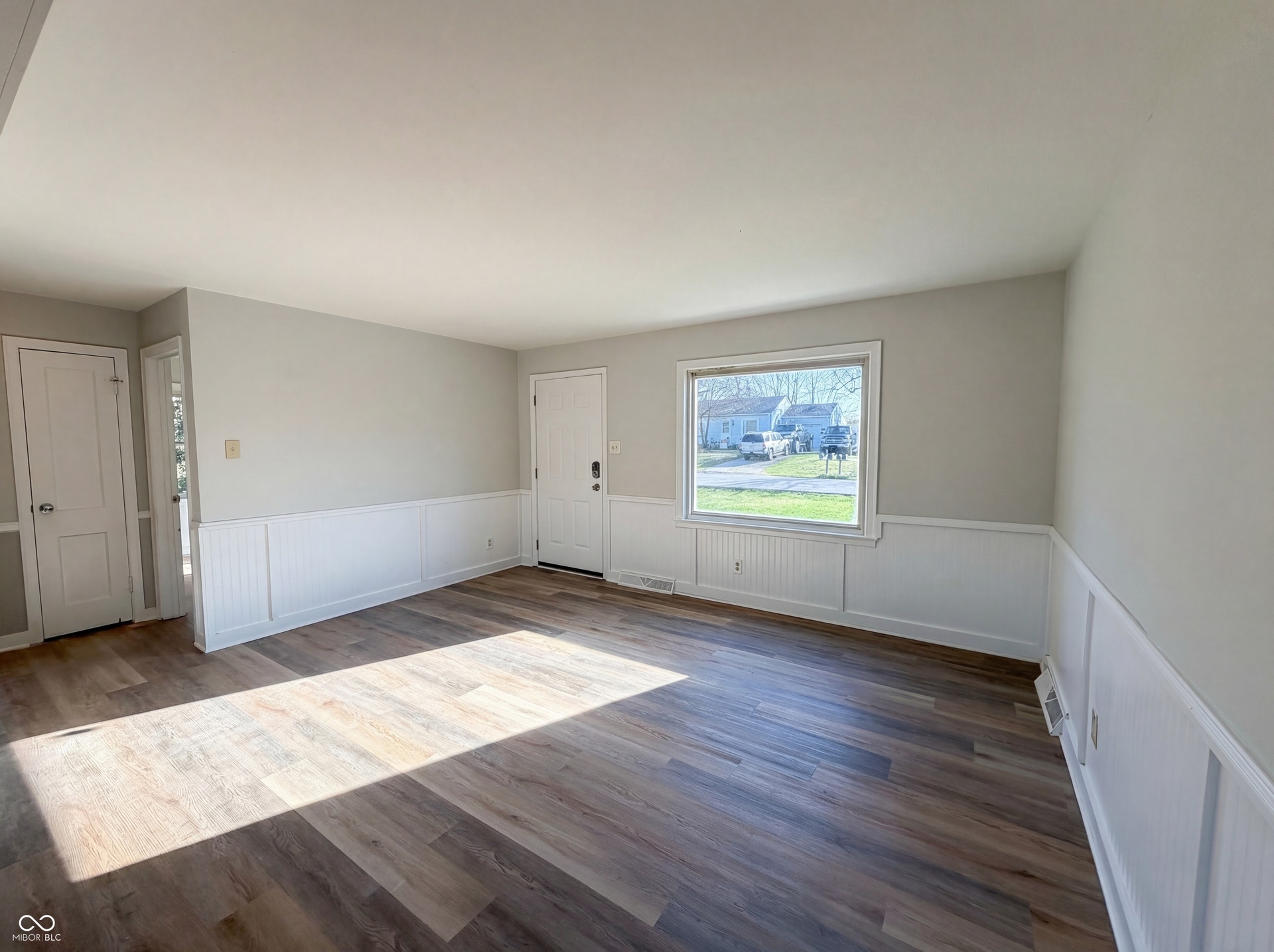 1062 Rita Drive, Greenwood, IN 46143 1062 Rita Drive, Greenwood, IN 46143
