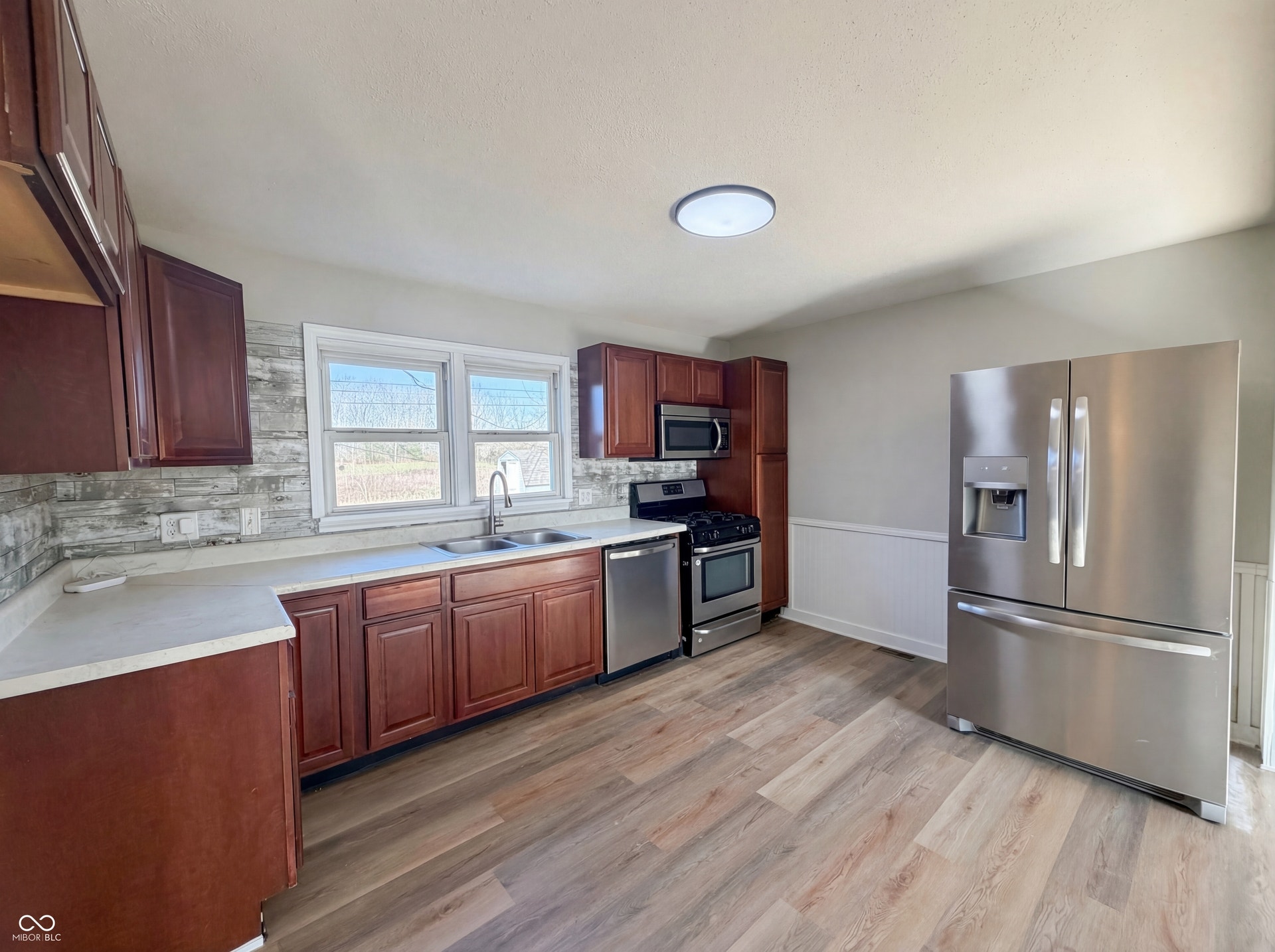 1062 Rita Drive, Greenwood, IN 46143 1062 Rita Drive, Greenwood, IN 46143