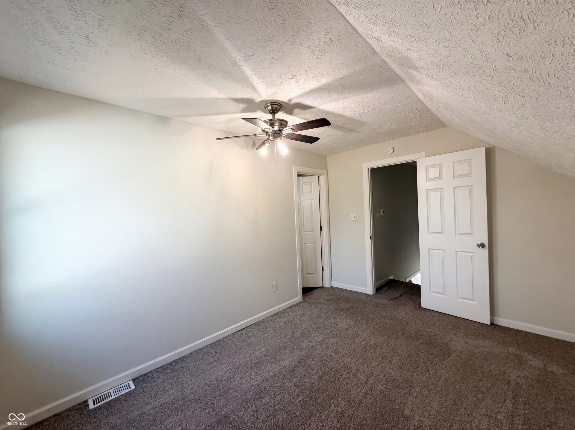 740 1/2 N Main Street, Tipton, IN 46072 740 1/2 N Main Street, Tipton, IN 46072