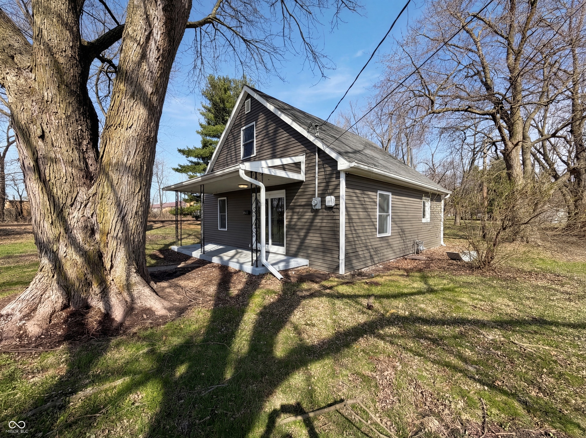 740 1/2 N Main Street, Tipton, IN 46072 740 1/2 N Main Street, Tipton, IN 46072