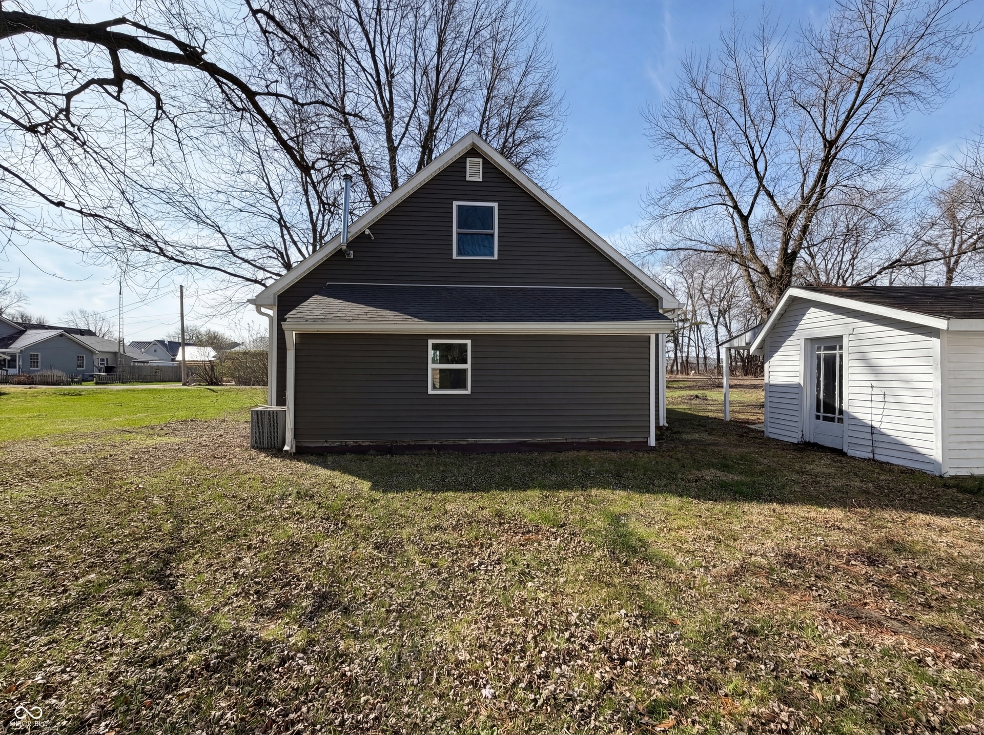 740 1/2 N Main Street, Tipton, IN 46072 740 1/2 N Main Street, Tipton, IN 46072