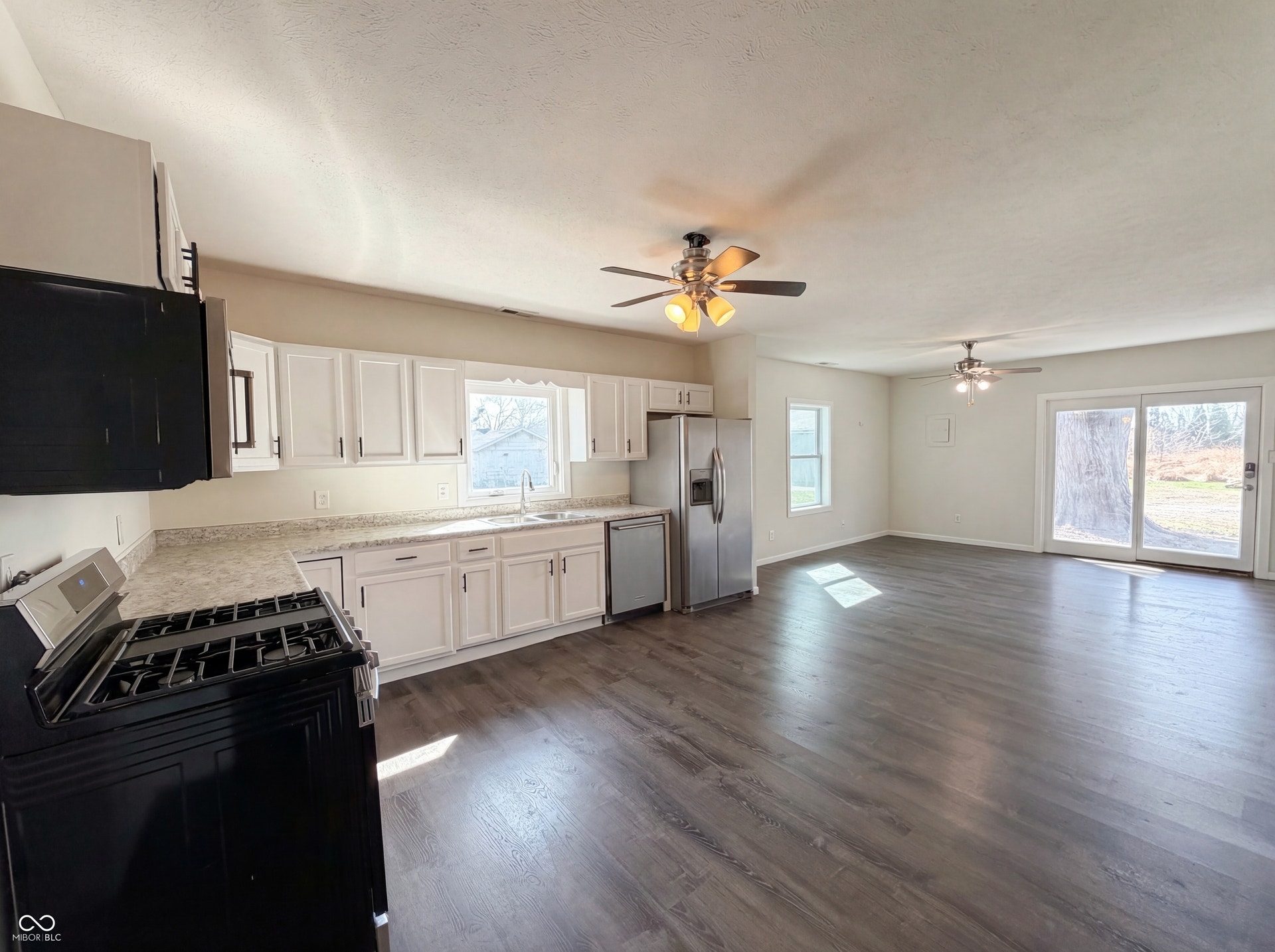 740 1/2 N Main Street, Tipton, IN 46072 740 1/2 N Main Street, Tipton, IN 46072