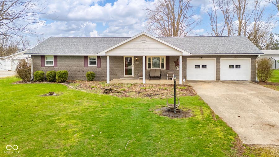 Property photo for 1334 S Onyx Court, New Castle, IN