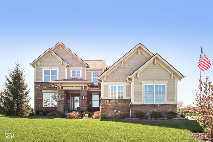 Property photo for 2498 Stonehaven Way, Avon, IN