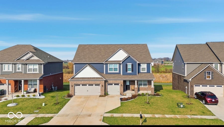 Property photo for 1986 McCormick Drive, Greenwood, IN