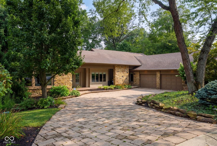Property photo for 10707 Compass Court, Indianapolis, IN