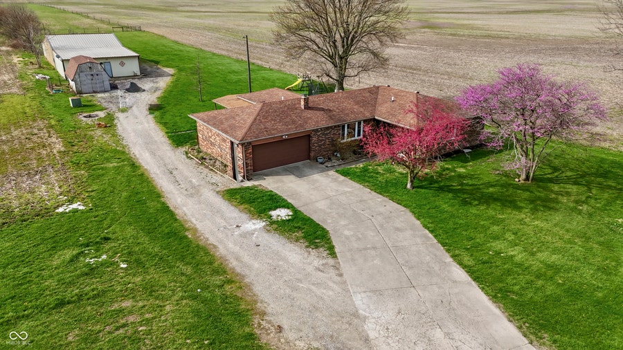 Property photo for 10445 Maze Road, Indianapolis, IN