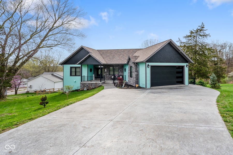 Property photo for 220 N Jefferson Street, Nashville, IN