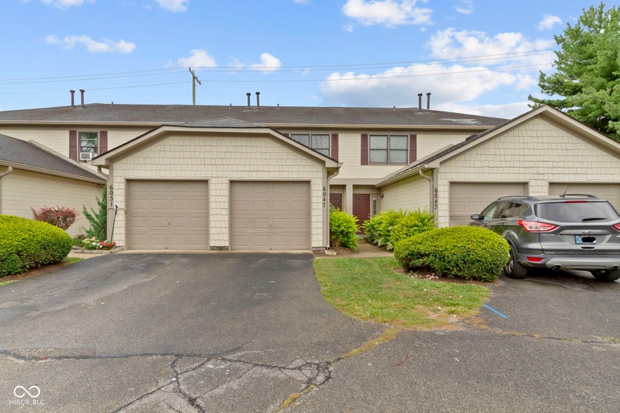 Property photo for 6047 Southbay Drive, Indianapolis, IN
