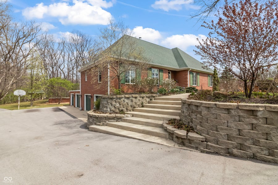 Property photo for 8928 Carriage Lane, Indianapolis, IN