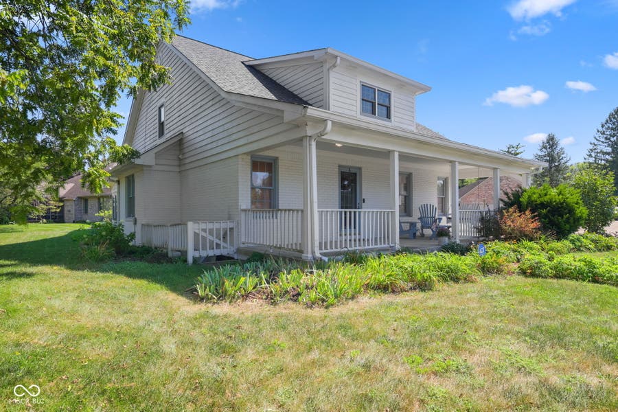 Property photo for 348 Creekbend Lane, Indianapolis, IN
