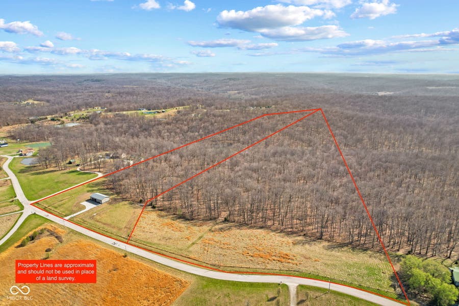 Property photo for 8172 E Ash Road, Bloomfield, IN