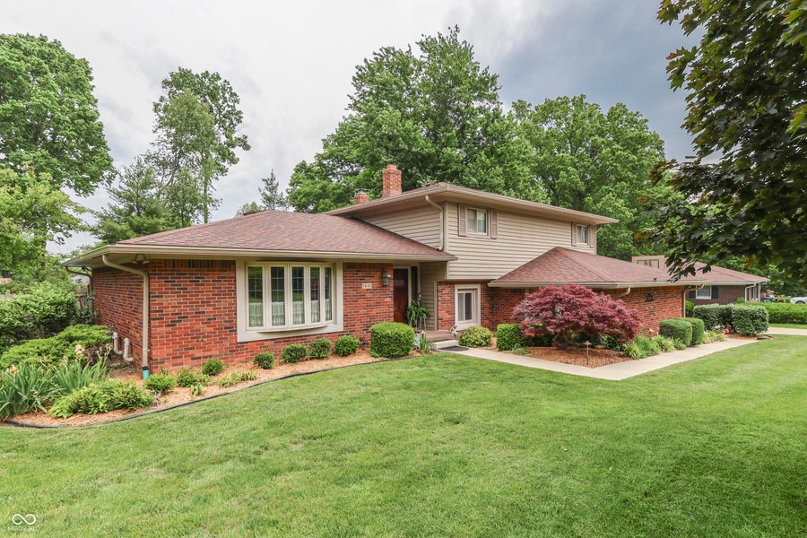 Property photo for 1640 Ridge Hill Lane, Indianapolis, IN