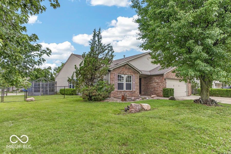 Property photo for 6430 Front Point Drive, Indianapolis, IN
