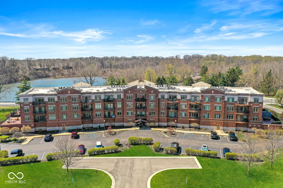 Property photo for 20971 Shoreline Court, Noblesville, IN