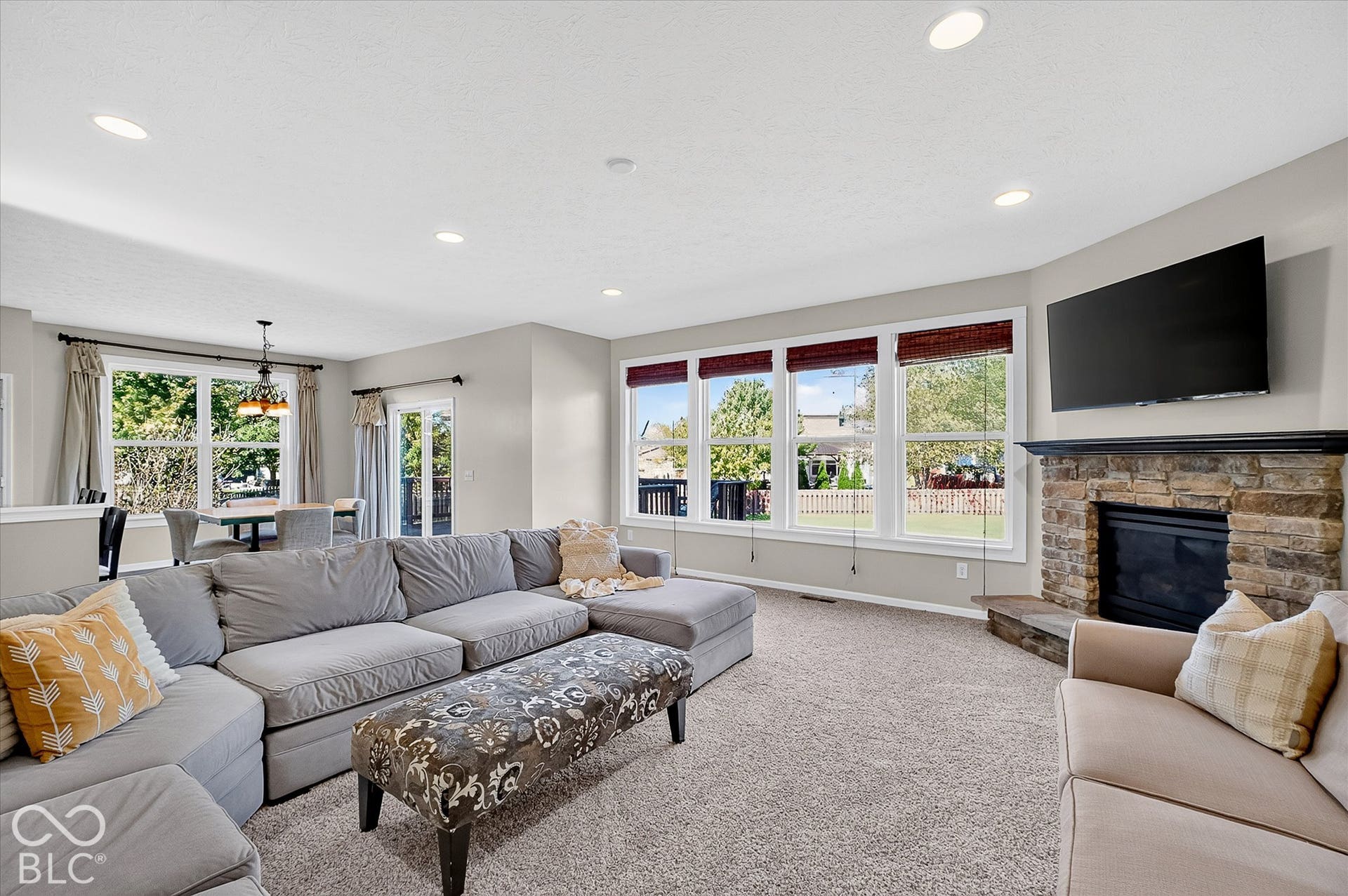 11058 Stoneleigh Drive, Noblesville, IN 46060
