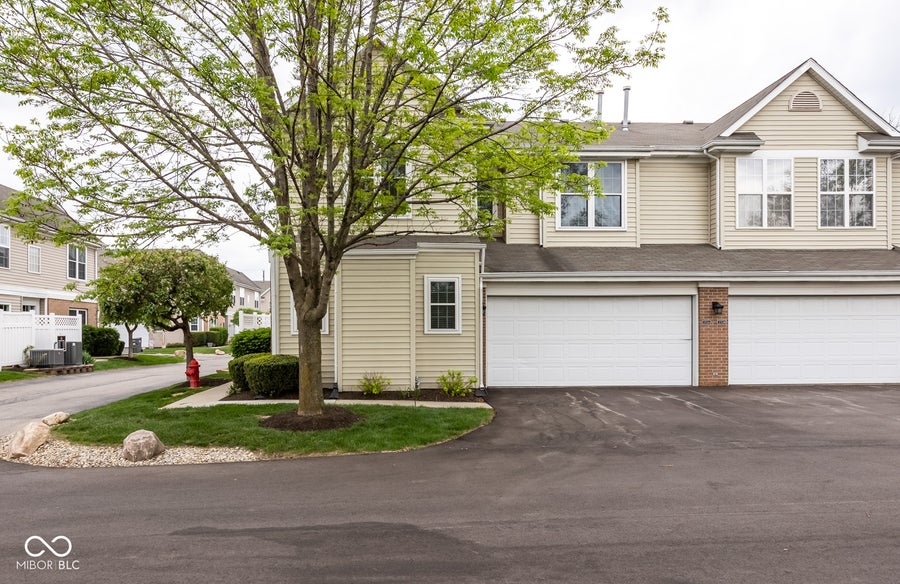 Property photo for 2326 Colfax Lane, Indianapolis, IN