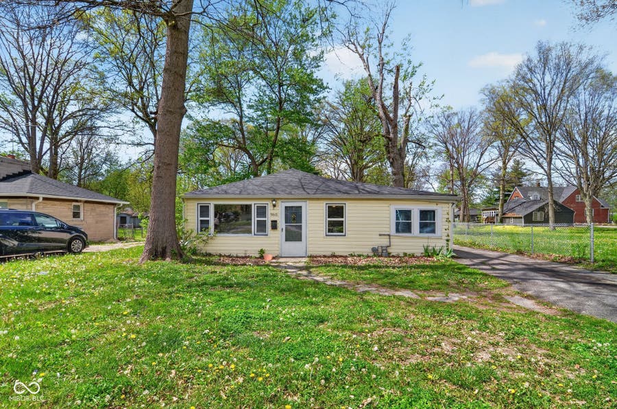 Property photo for 960 N Bazil Avenue, Indianapolis, IN