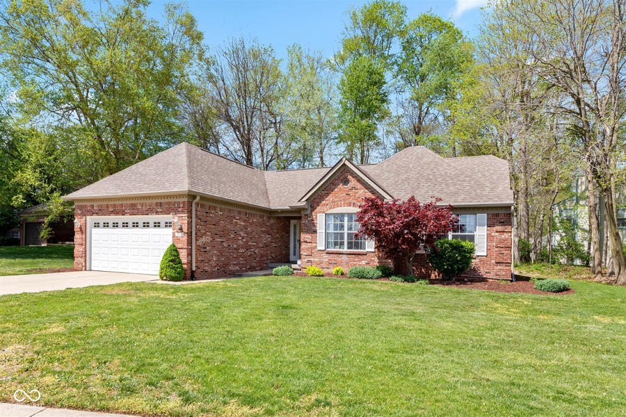 Property photo for 360 Grove Court, Greenwood, IN