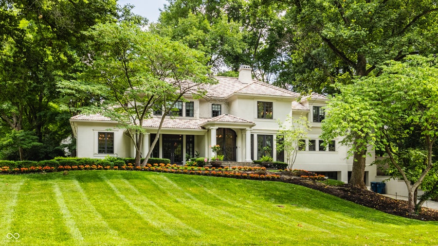 Property photo for 110 Bow Lane, Indianapolis, IN