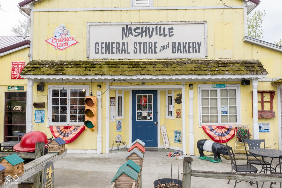 Property photo for 118 E Washington Street, Nashville, IN