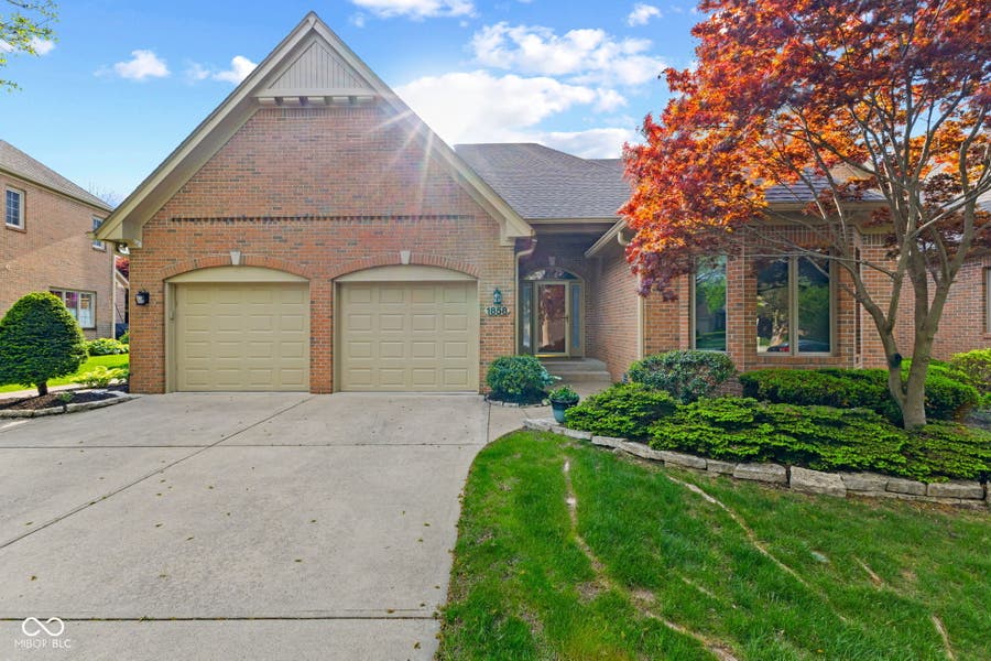 Property photo for 1858 Broadleaf Court, Greenwood, IN