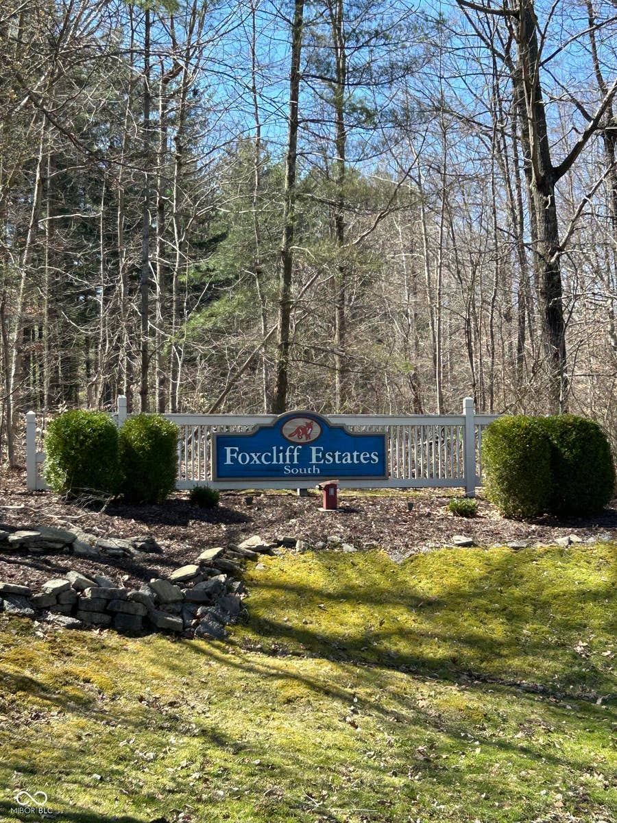 Property photo for 2032 Silver Fox Drive W, Martinsville, IN