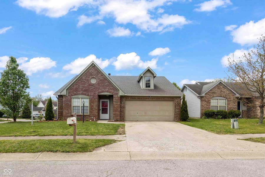 Property photo for 5628 Orchardgrass Lane, Indianapolis, IN