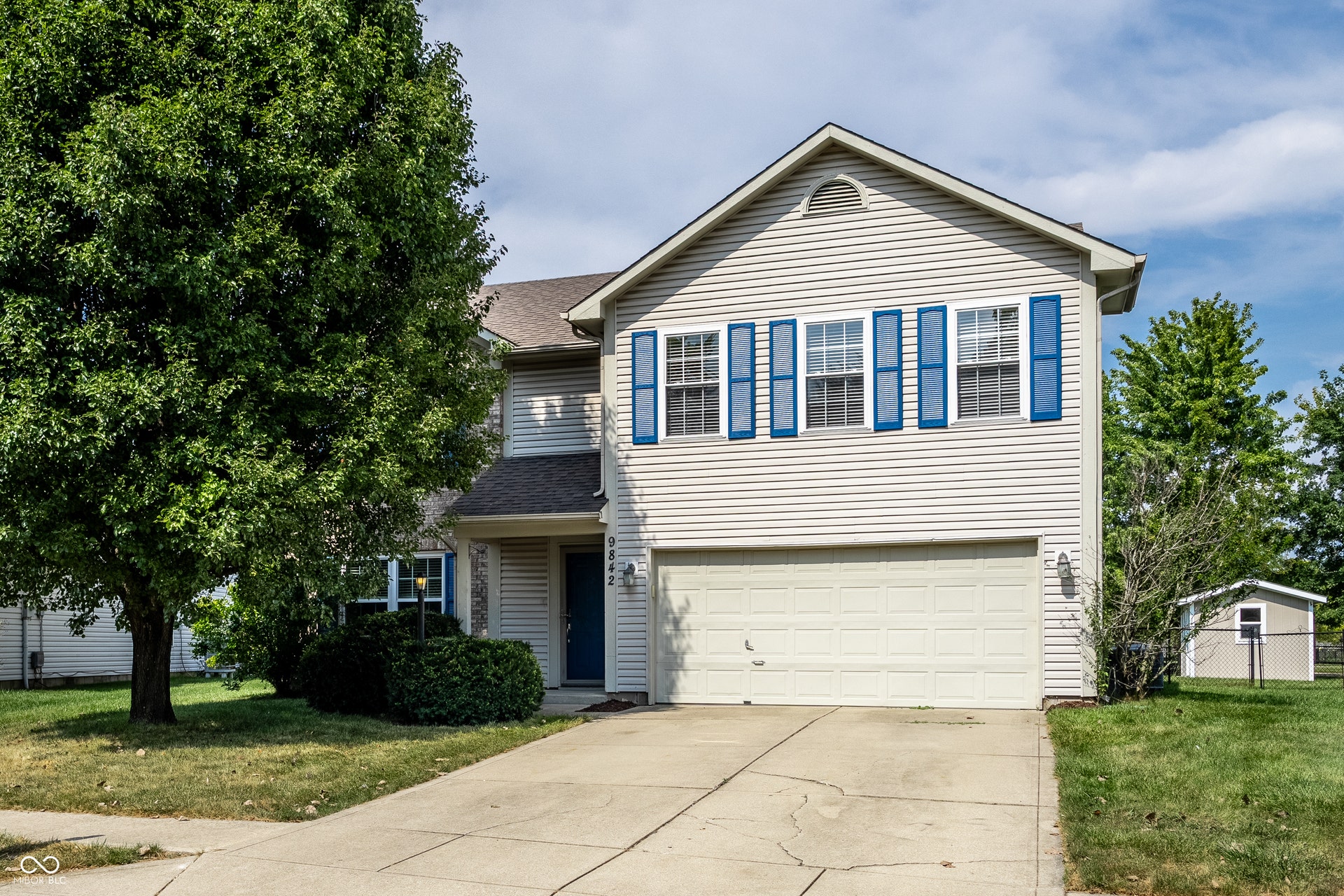 Immaculately maintained 2 story home with a large versatile floor plan. New Roof and Windows in the last 10 years.