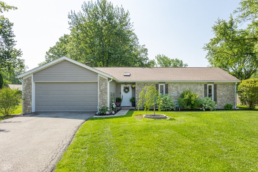Property photo for 7833 White Dove Court, Indianapolis, IN