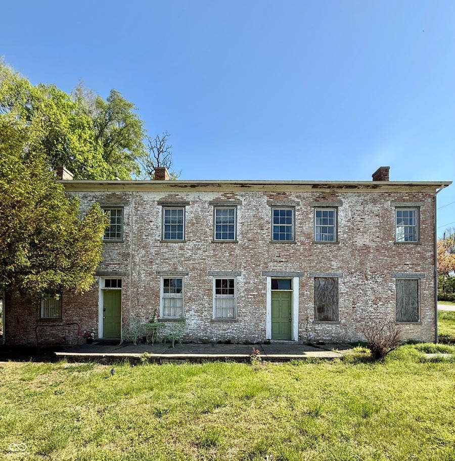 Property photo for 111 W Baltimore Street, Laurel, IN