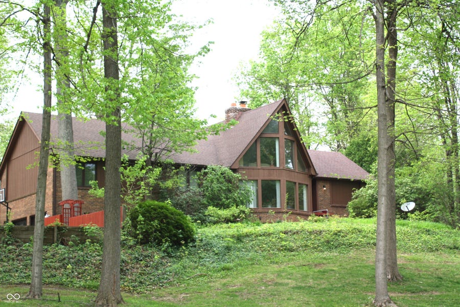 Property photo for 8734 Log Run Drive N, Indianapolis, IN
