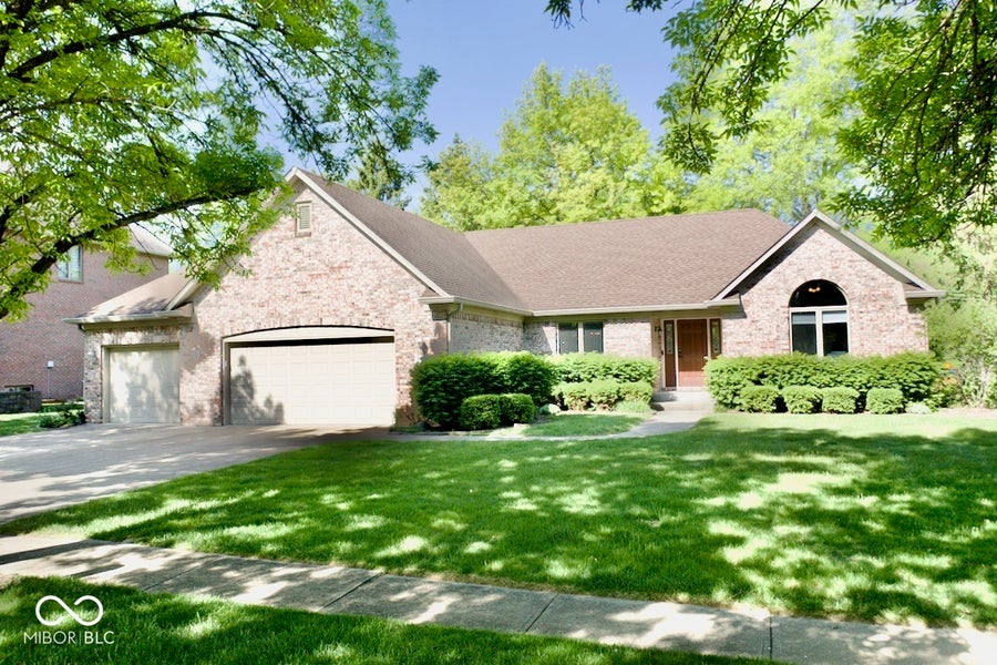 Property photo for 1456 Bent Tree Place, Greenwood, IN