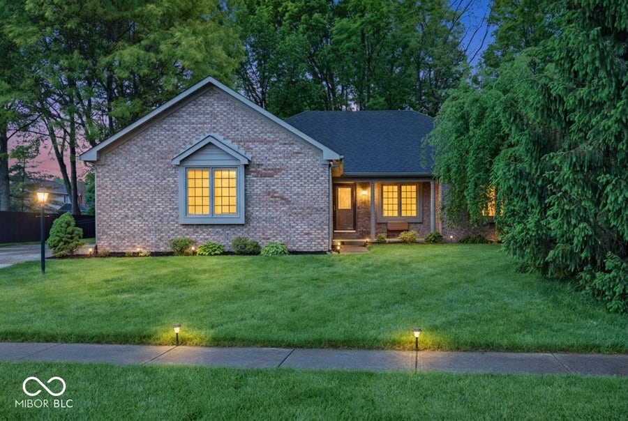 Property photo for 5475 Steven Drive, Greenwood, IN