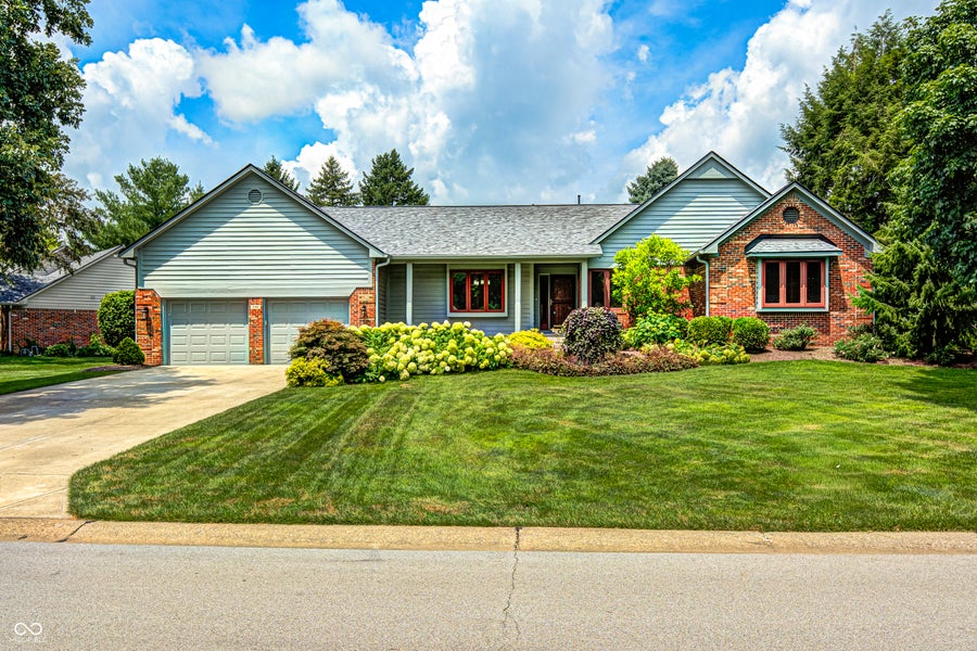 Property photo for 298 Lake Drive, Greenwood, IN
