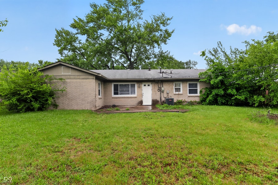 Property photo for 10025 Catalina Drive, Indianapolis, IN