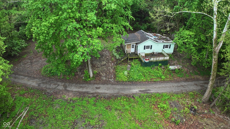 Property photo for 2426 W Gleitze Drive, Logansport, IN
