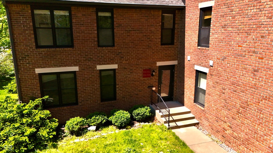 Property photo for 800 N Park Avenue, Indianapolis, IN