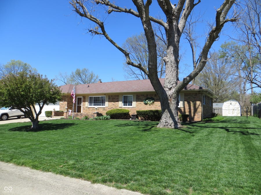 Property photo for 628 W Ralston Road, Indianapolis, IN