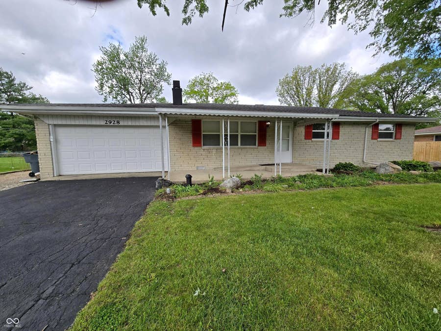 Property photo for 2928 S Kenmore Road, Indianapolis, IN