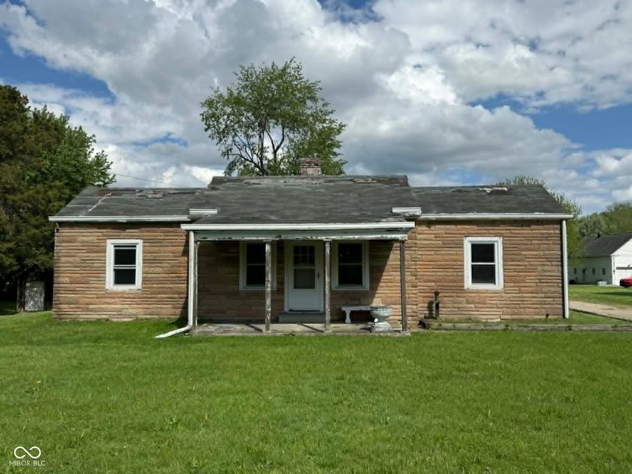 Property photo for 129 Bridgeport Road, Indianapolis, IN