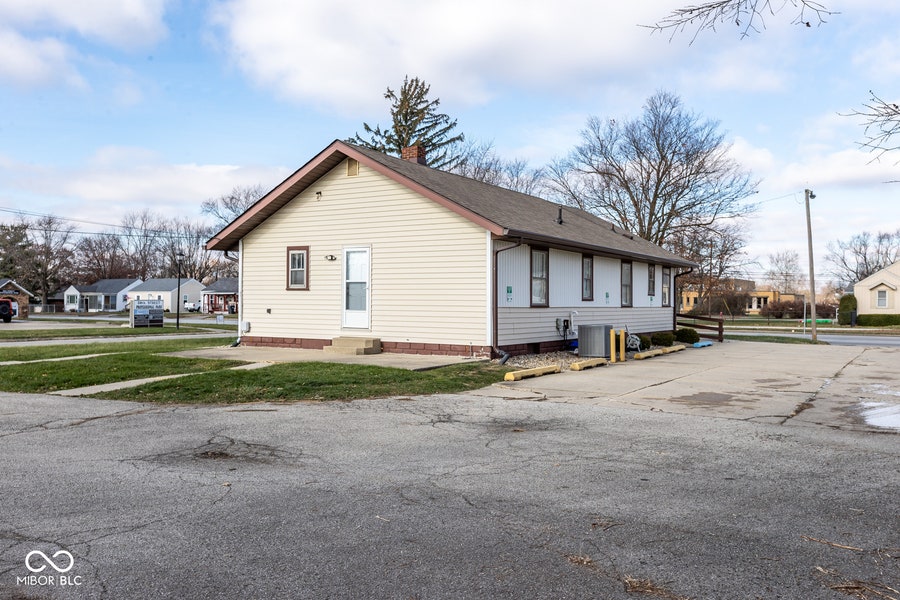 Property photo for 417 W 38th Street, Anderson, IN