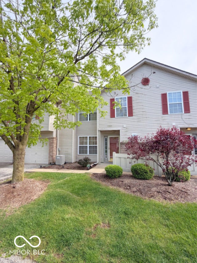Property photo for 5447 Kelvington Lane, Indianapolis, IN
