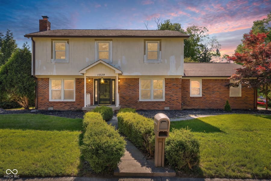Property photo for 1039 Ridgeview Court, Avon, IN